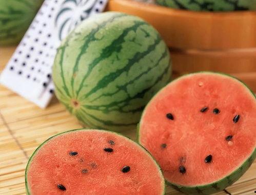 81万粉丝的网红吃瓜,81万粉丝网红揭秘娱乐圈吃瓜大事件  第3张